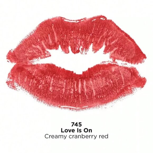 Revlon Super Lustrous Lipstick #745 Love Is On - Picture 3 of 4